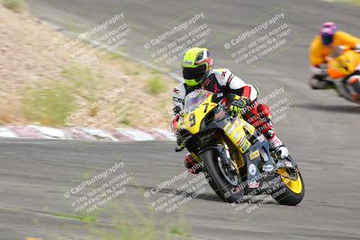 media/Jun-04-2022-WERA (Sat) [[b852bbbd55]]/Race 8 Superbike Expert Novice V7 HW/